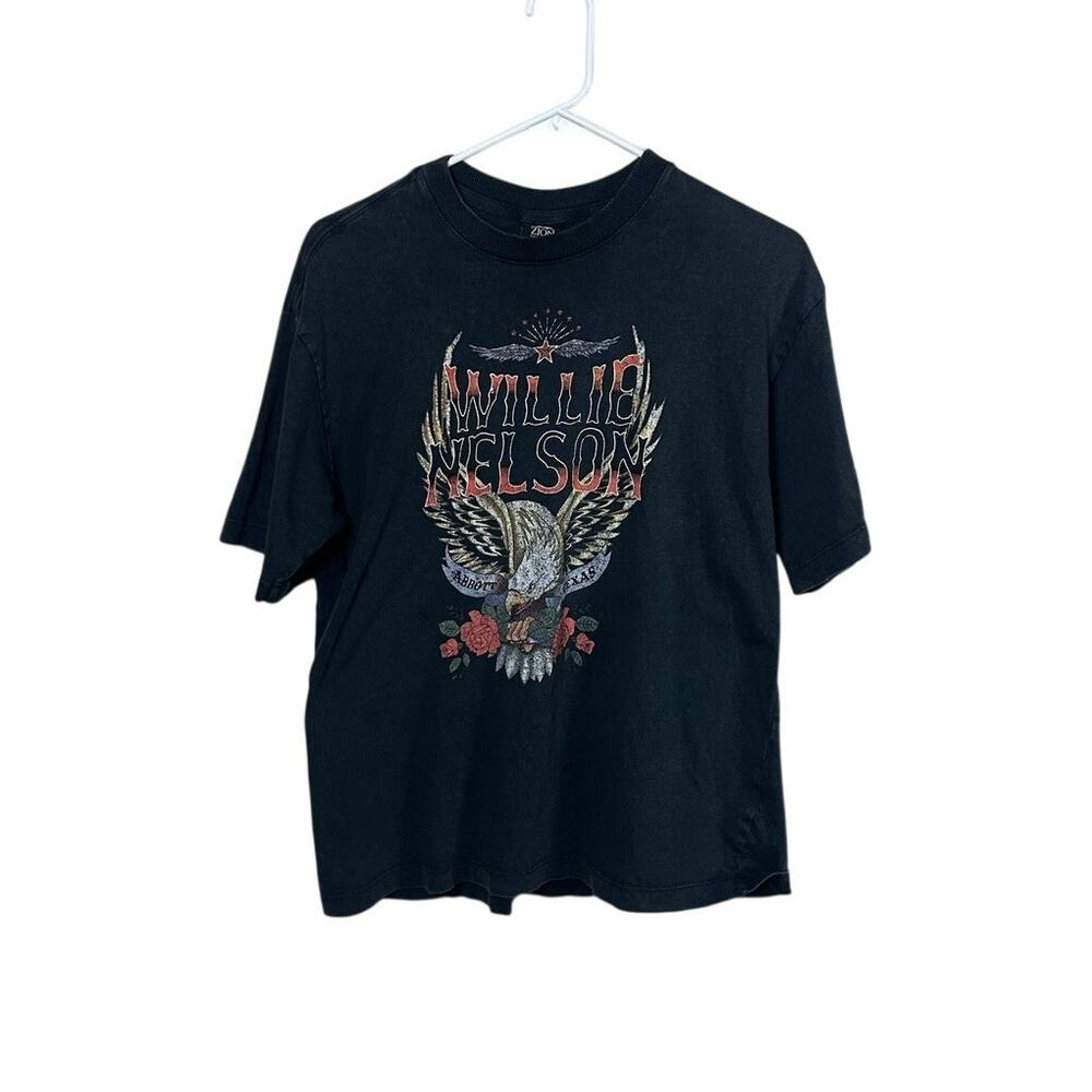 Willie Nelson Black Band Tee size M